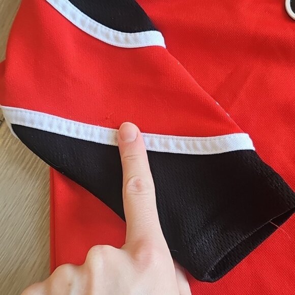 Mighty Mac NHL Calgary Flames Jersey Size 3T - Picture 11 of 14